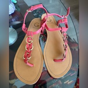 GUESS Pink Leather T-Strap Sandals with Gold Chain Detail